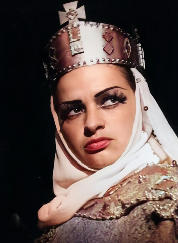 Carmen_László Éva