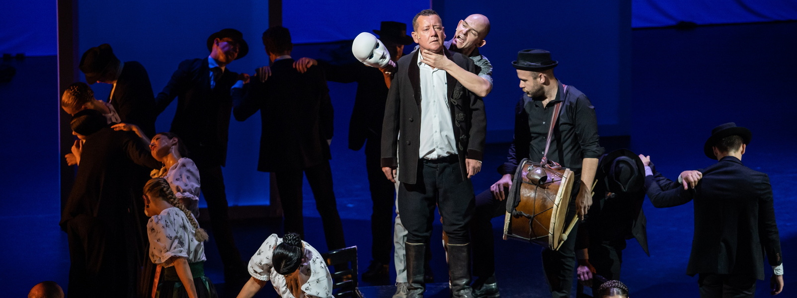 Halálra táncoltatott lány